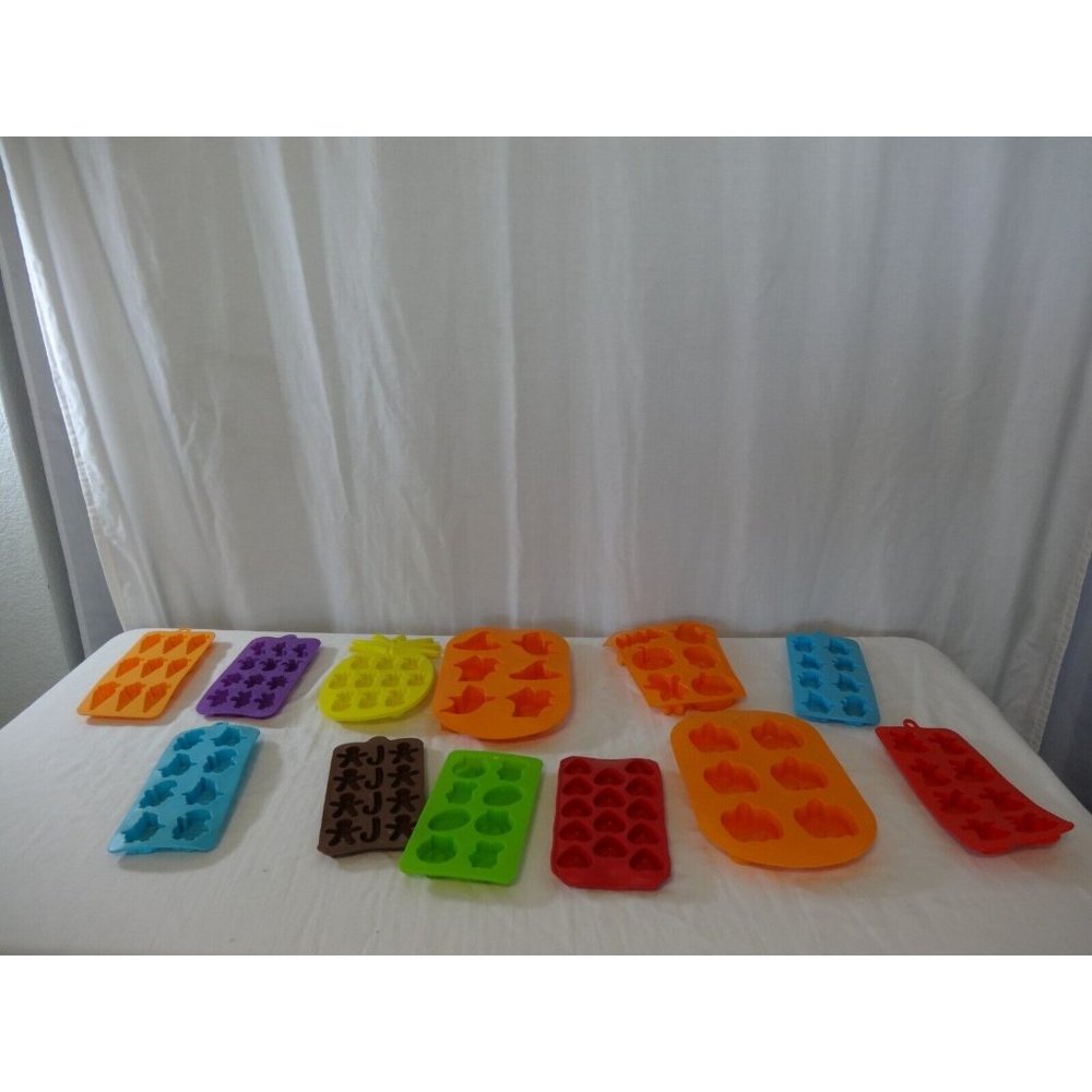 Candy Molds Silicone Halloween Food Ice Cream Hearts ‎ Lot of 12